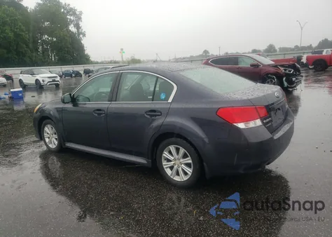 2010 Subaru Legacy 2.5I Premium из США, поврежденный, VIN 4S3BMCG65A3240816